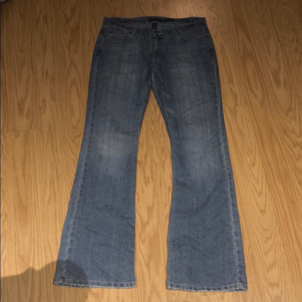 size 7/8 L Aéropostale bell bottom jeans